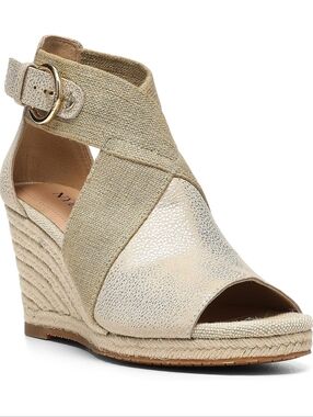 NYDJ NWT Women's Charisma Suede Peep-Toe Wedge Sandals Metallic Gold Size 8
